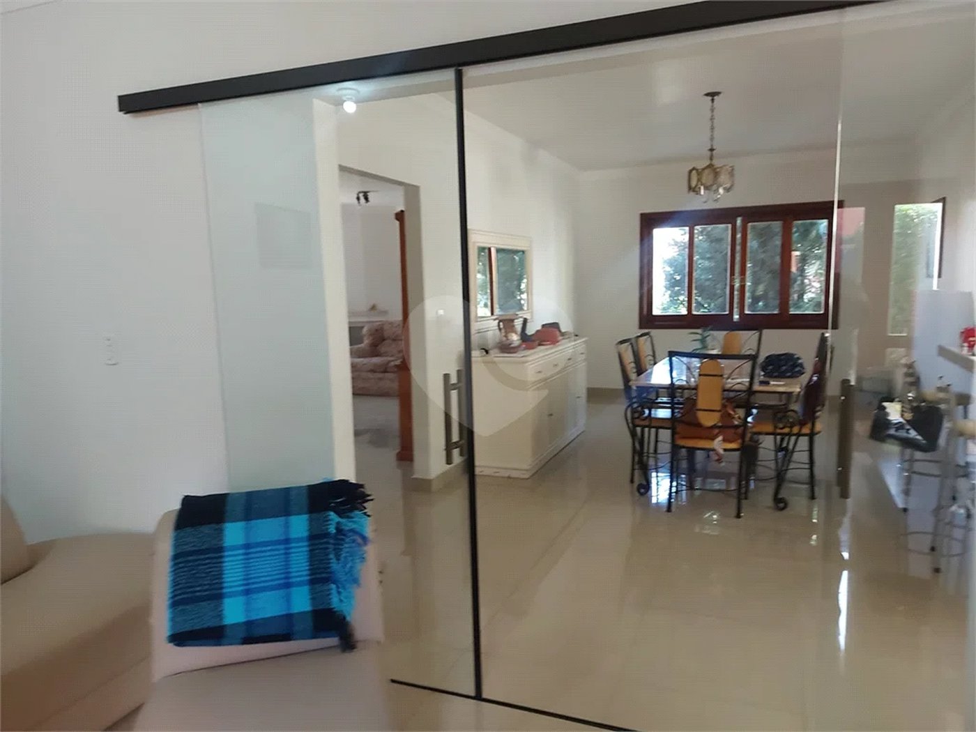 Casa à venda com 4 quartos, sendo 3 suítes, no Centro, Vinhedo, SP