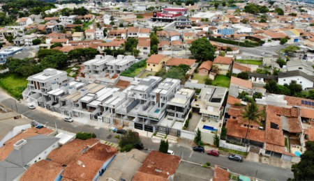 Sobrado à venda com 3 suítes em Jardim do Lago, Atibaia, SP