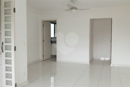 Apartamento à venda ou para alugar com 4 quartos, sendo 2 suítes,  em Vila Sônia, São Paulo, SP