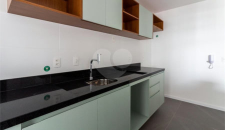 Apartamento à venda com 1 quarto em Vila Uberabinha, São Paulo, SP