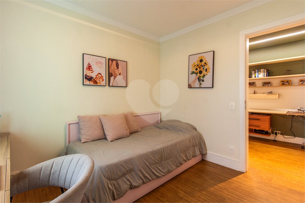 Apartamento à venda com 4 quartos, sendo 2 suítes,  em Vila Mariana, São Paulo, SP