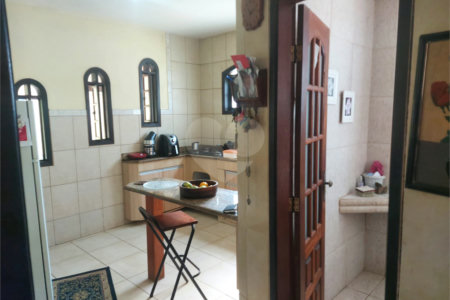 Casa à venda com 4 quartos, sendo 1 suíte, no condomínio River Plate, Rio de Janeiro - RJ