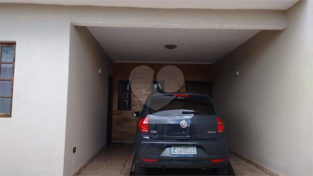 Sobrado à venda com 3 quartos, sendo 1 suíte, em Jardim Suzano, Suzano, SP