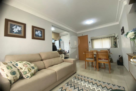 Apartamento à venda com 2 quartos, sendo 1 suíte,  em Jardim Califórnia, Jacareí, SP