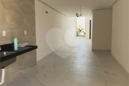 Casa à venda com 3 quartos, sendo 1 suíte, no condomínio Grand Park, Rio de Janeiro - RJ