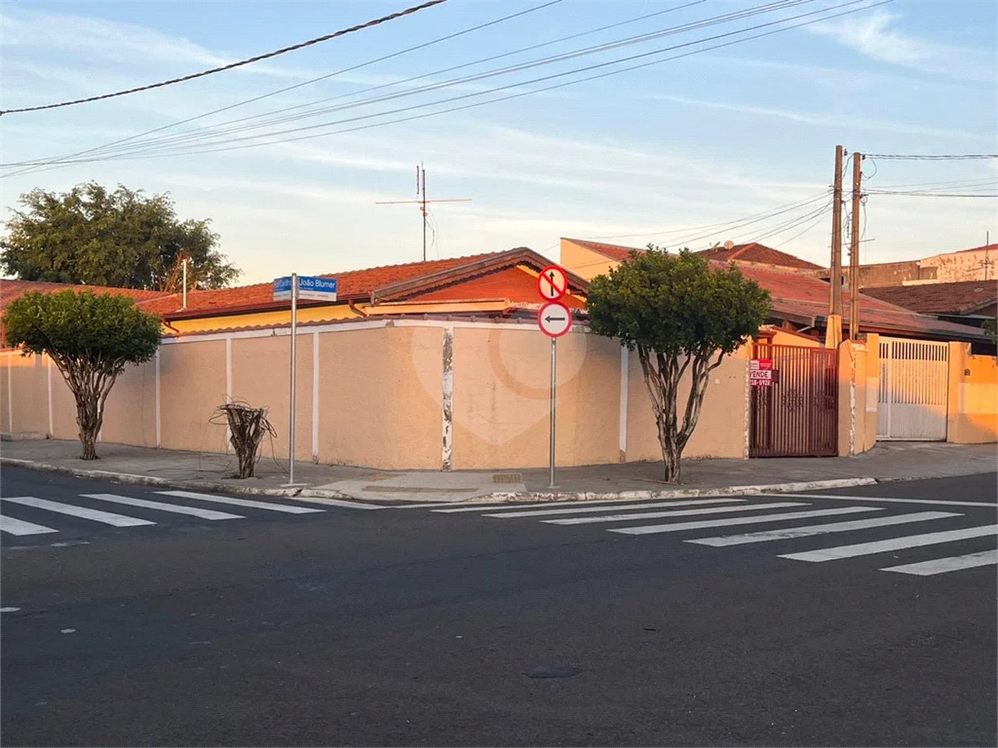 Casa à venda com 3 quartos, sendo 1 suíte, em Loteamento Remanso Campineiro, Hortolândia, SP