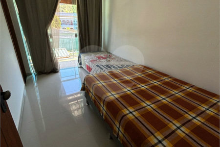 Casa à venda com 4 quartos, sendo 3 suítes,  em Tucuns, Armação dos Búzios, RJ