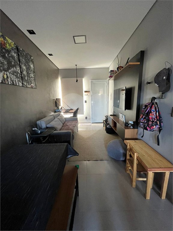 Casa à venda com 2 quartos no condomínio Villaggio Dei Fiori, Atibaia - SP
