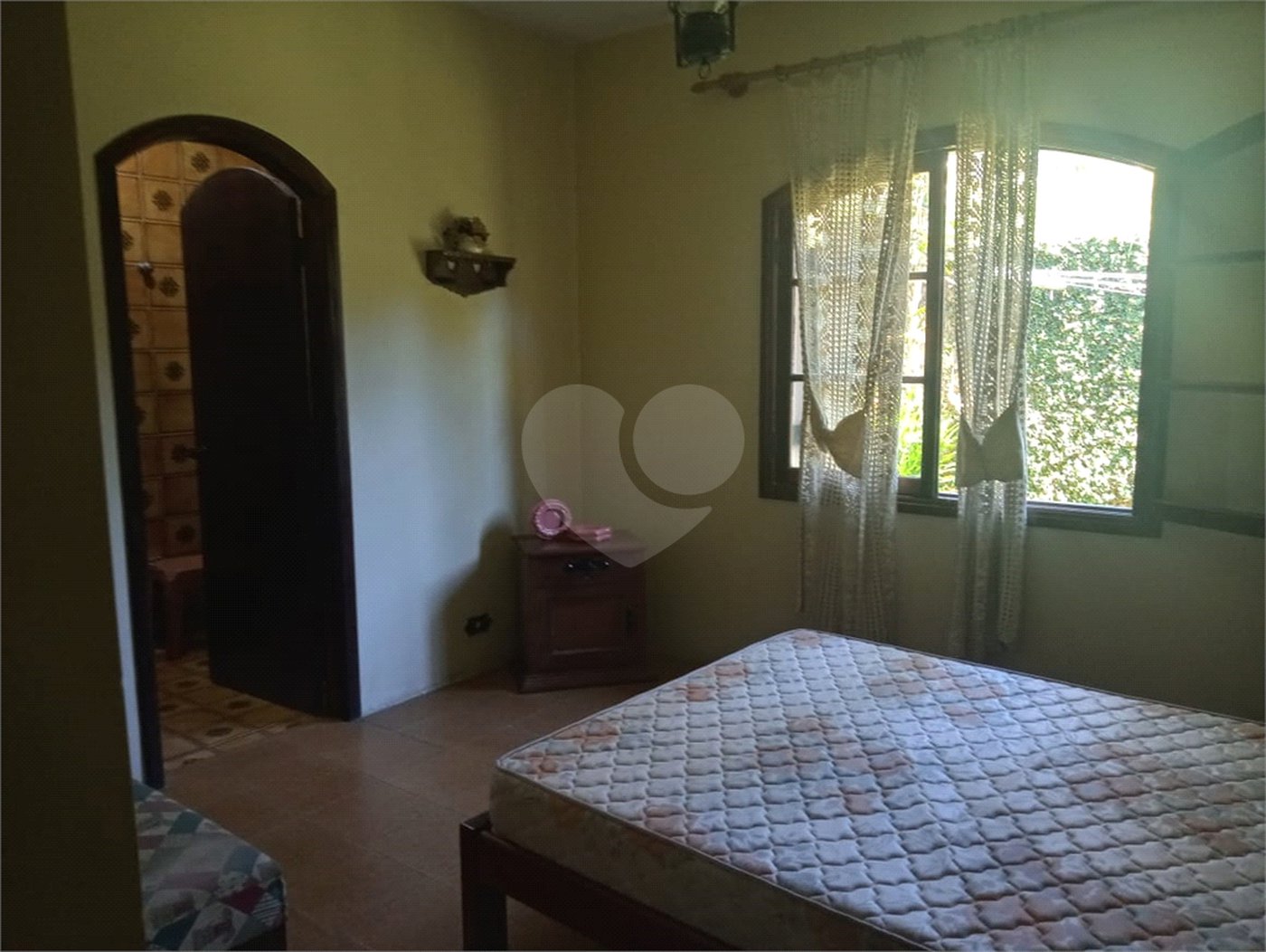 Casa à venda com 4 suítes no condomínio Chácara Jaraguá, São Paulo - SP