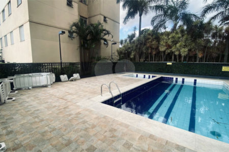 Apartamento à venda com 2 quartos em Rio Pequeno, São Paulo, SP