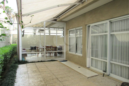 Casa à venda com 4 suítes no condomínio Dolce Villa, São Paulo - SP