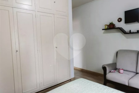 Sobrado à venda com 3 quartos, sendo 1 suíte, em Vila Leopoldina, São Paulo, SP