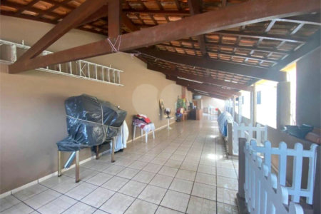 Casa à venda com 3 quartos, sendo 1 suíte, em Cidade Líder, São Paulo, SP