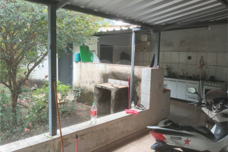 Casa à venda com 3 quartos em Vila Tito de Carvalho (vila Xavier), Araraquara, SP
