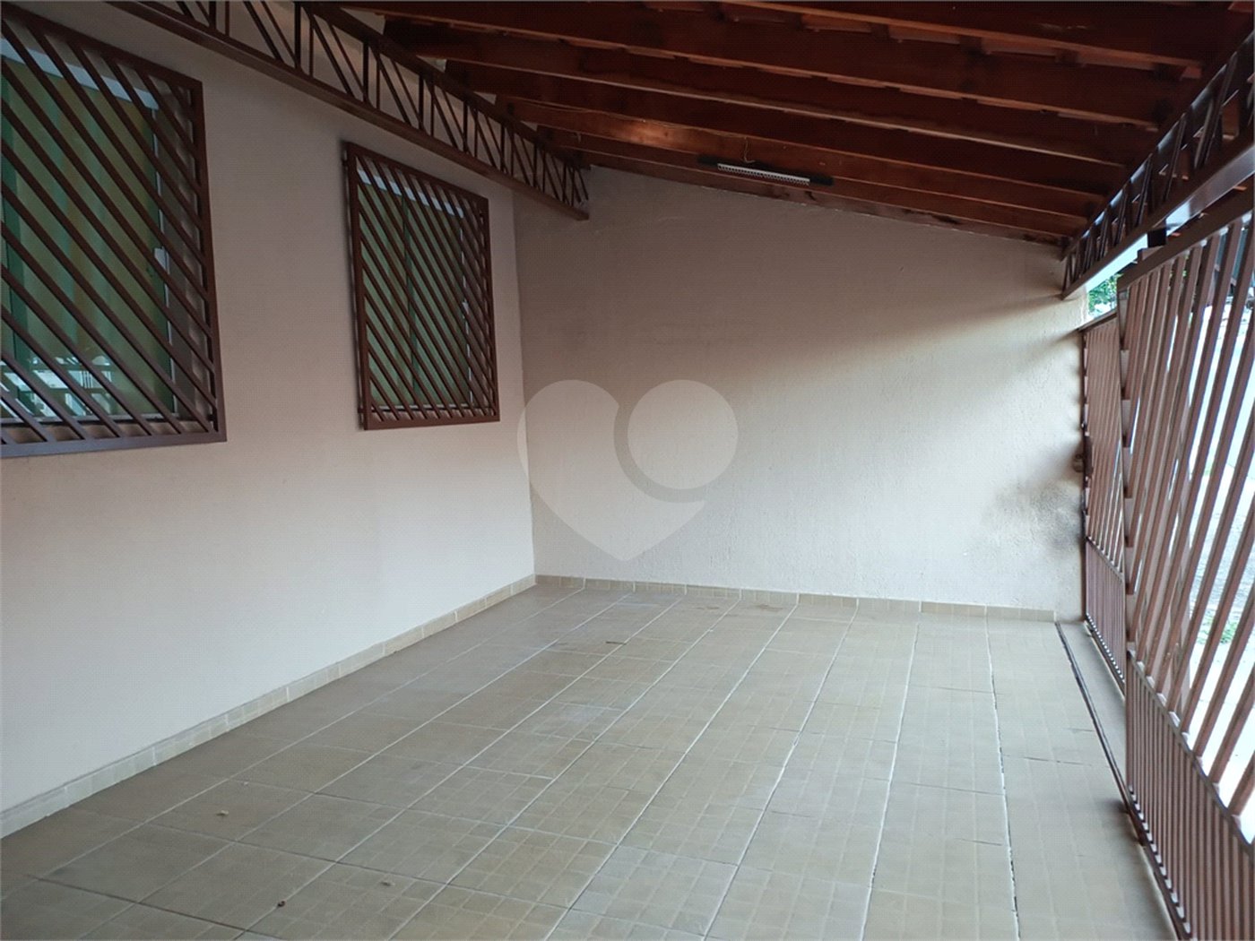 Sobrado à venda com 3 quartos, sendo 2 suítes,  em Jardim Wanel Ville V, Sorocaba, SP