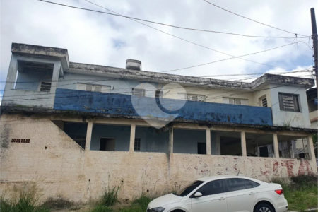 Sobrado à venda com 3 quartos, sendo 1 suíte, em Cidade Patriarca, São Paulo, SP