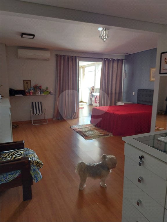 Casa à venda com 3 quartos, sendo 2 suítes, em Horto, São Paulo, SP