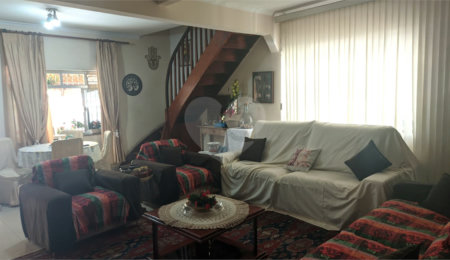 Sobrado à venda com 4 quartos, sendo 2 suítes, em Santana, São Paulo, SP