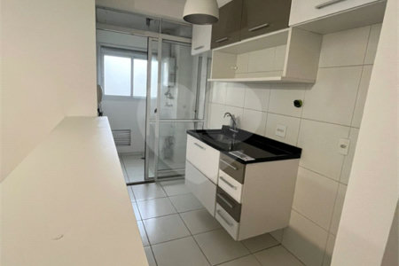Apartamento à venda com 2 quartos, sendo 1 suíte,  em Parque Reboucas, São Paulo, SP