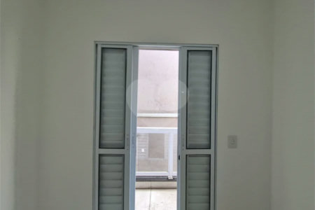 Apartamento à venda com 2 quartos em Vila Mangalot, São Paulo, SP