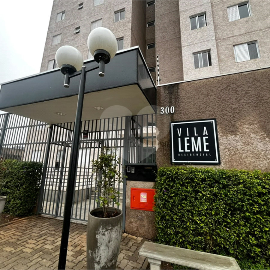 Apartamento à venda com 2 quartos em Vila Asem, Itapetininga, SP