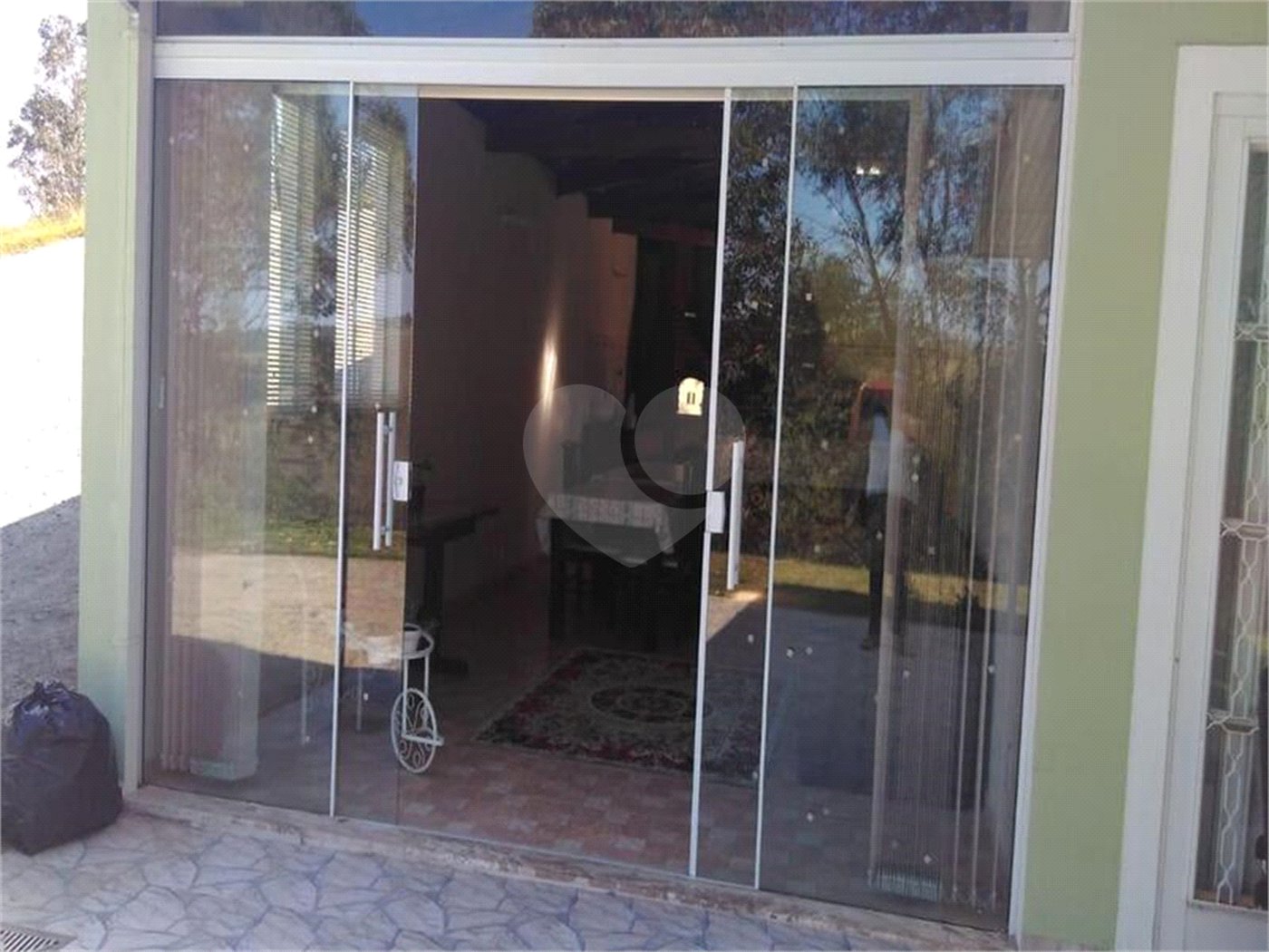 Casa à venda com 4 quartos, sendo 2 suítes, em Loteamento Jardim Parque das Palmeiras, Serra Negra, SP