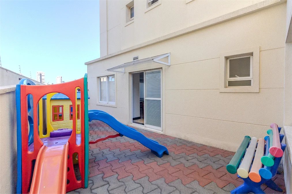 Apartamento à venda com 3 suítes em Vila Ipojuca, São Paulo, SP