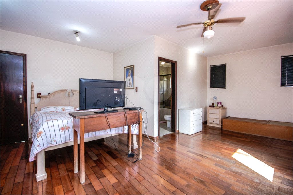 Casa à venda com 6 quartos, sendo 4 suítes, em Vila Anglo Brasileira, São Paulo, SP