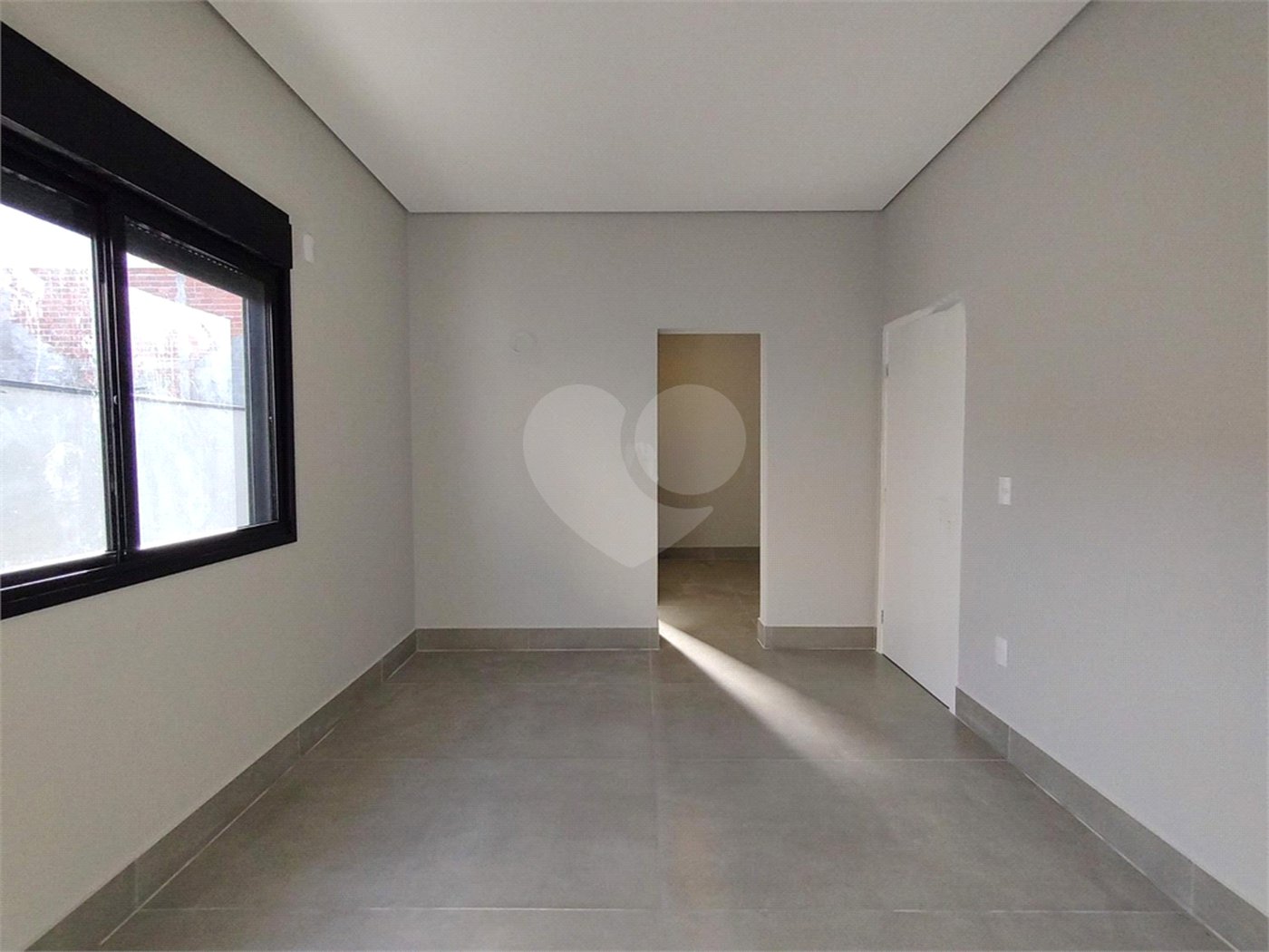 Casa à venda com 3 suítes no condomínio Vita Verdi, Valinhos - SP