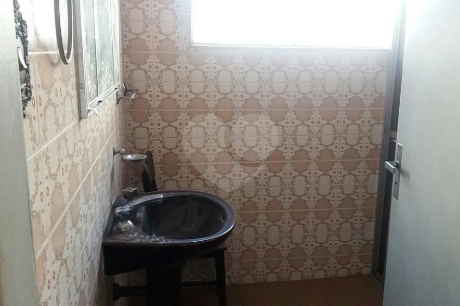 Casa Térrea à venda com 3 quartos em Bom Retiro, São Paulo, SP