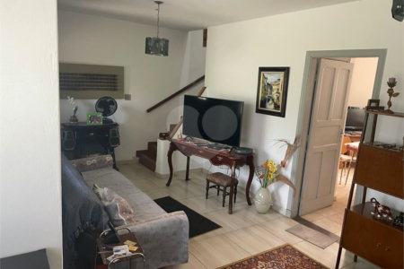 Sobrado à venda com 3 quartos em Vila União(zona Norte), São Paulo, SP