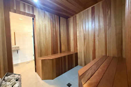 Apartamento Alto Padrão Frente Mar com 4 Dormitórios, 3 Suítes e 3 Vagas na Orla de Santos