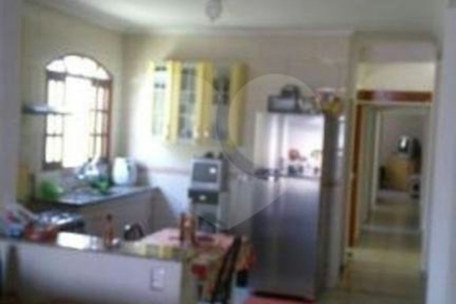 Casa à venda com 3 quartos, sendo 1 suíte, em Horto, São Paulo, SP