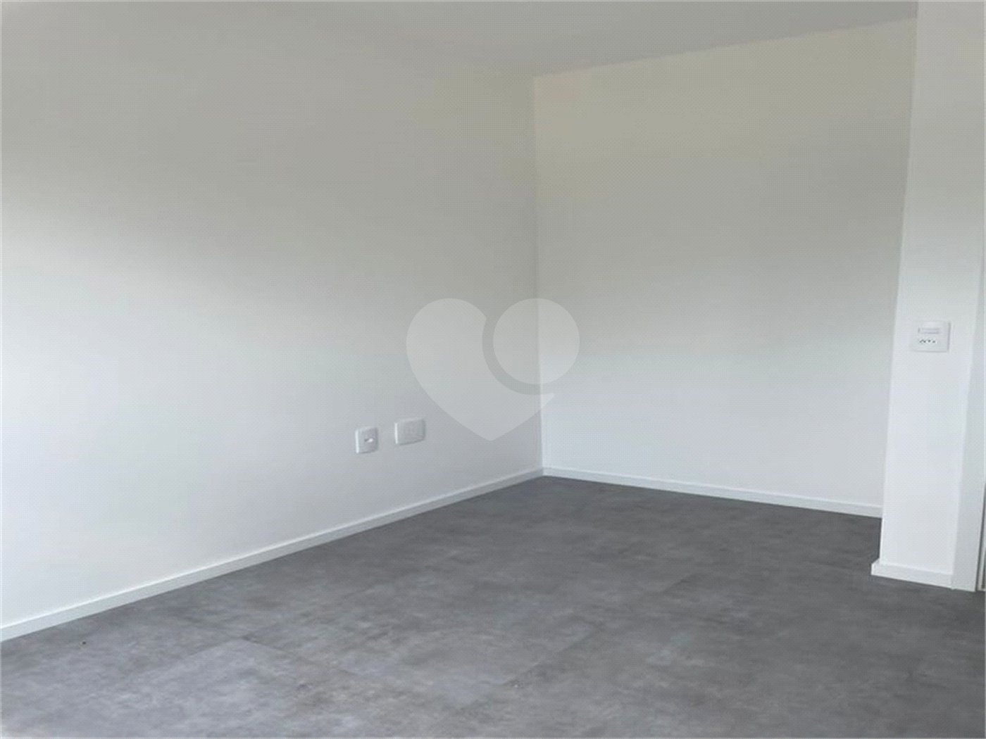 Apartamento à venda com 2 quartos, sendo 1 suíte,  em Vila Anastácio, São Paulo, SP