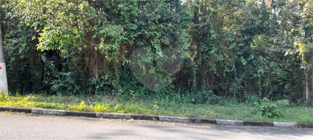 Terreno à venda no condomínio Alpes da Cantareira, Mairiporã - SP
