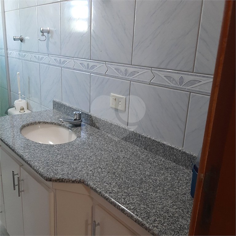 Casa à venda com 4 quartos, sendo 1 suíte, em Vila Vitório Mazzei, São Paulo, SP