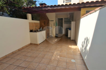 Sobrado à venda com 2 quartos em Campo Belo, São Paulo, SP