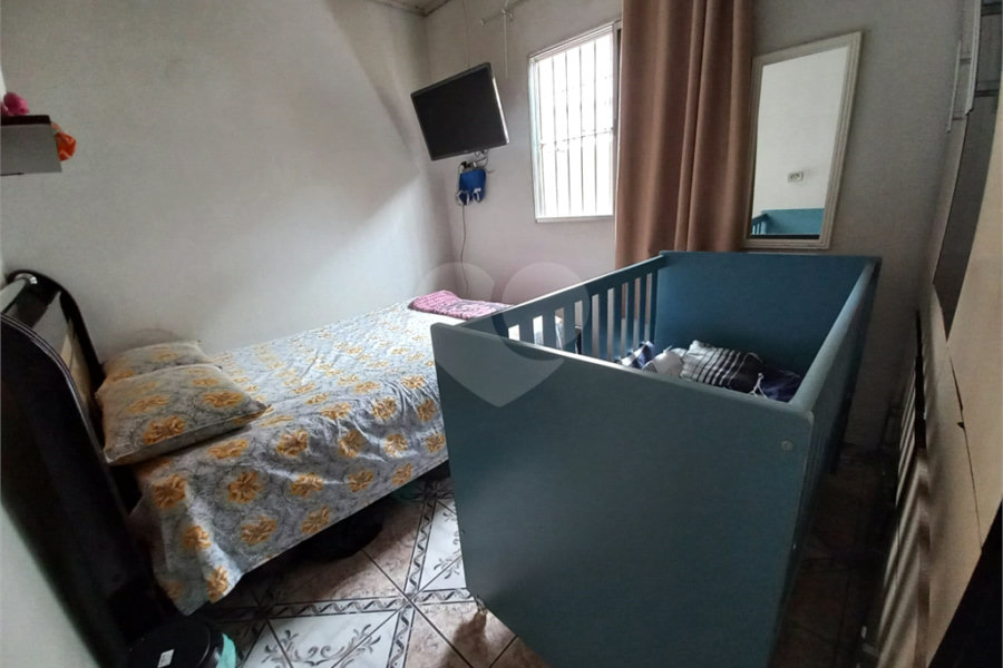 Terreno à venda com 2 quartos em Parque Peruche, São Paulo, SP