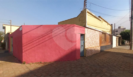 Casa Térrea à venda com 3 quartos em Ipiranga, Ribeirão Preto, SP