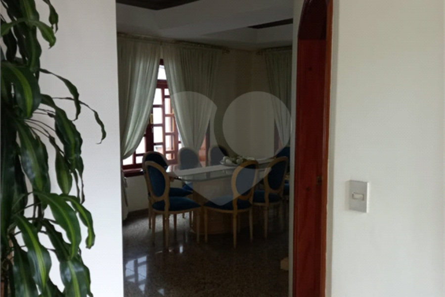 Casa à venda com 4 suítes no condomínio Bibi II, São Paulo - SP