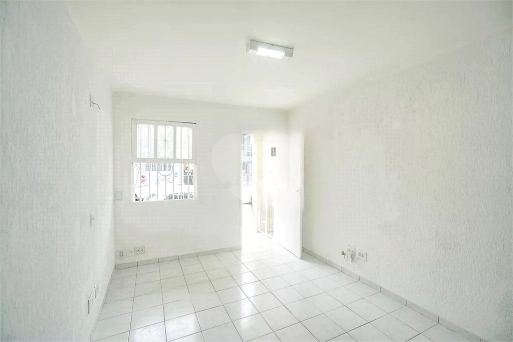 Sobrado à venda com 2 quartos, sendo 1 suíte,  em Chácara Califórnia, São Paulo, SP