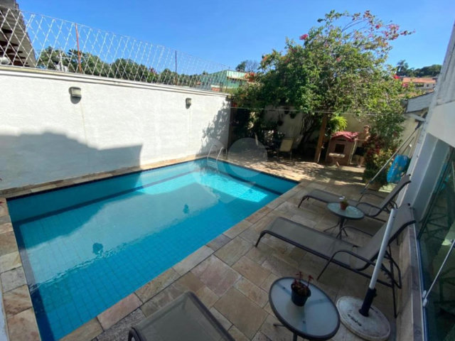 Casa à venda com 4 suítes no condomínio Maison Montparnasse, São Paulo - SP