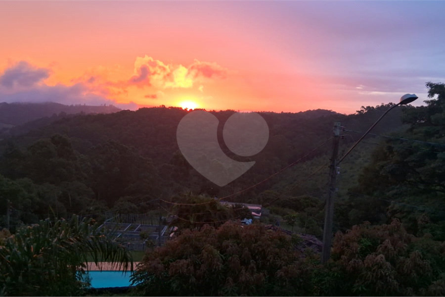 Chácara à venda com 4 quartos em Mato Dentro, Mairiporã, SP