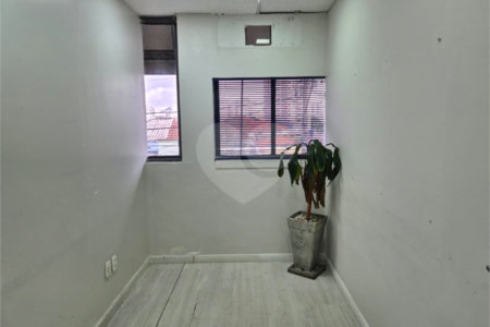 Prédio à venda em Cambuci, São Paulo, SP