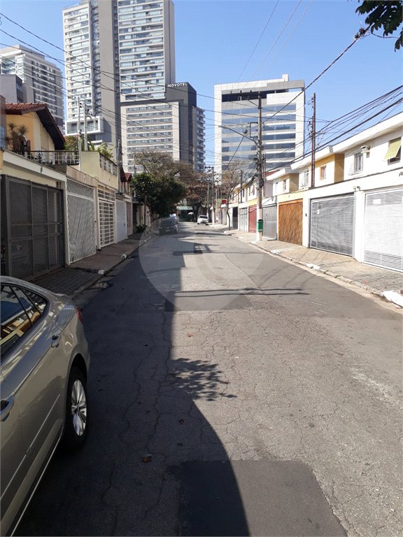 Sobrado à venda com 3 quartos, sendo 1 suíte, em Vila São Francisco (zona Sul), São Paulo, SP