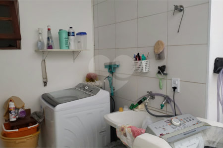 Casa à venda com 3 quartos, sendo 1 suíte, em Jardim Ester, São Paulo, SP