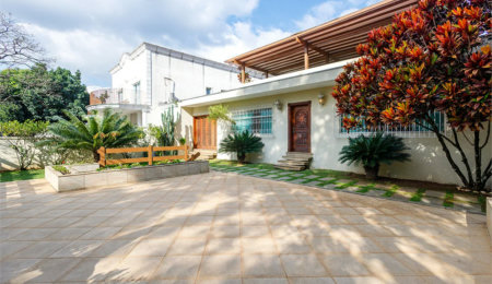 Casa à venda com 5 quartos, sendo 3 suítes,  em Lapa, São Paulo, SP