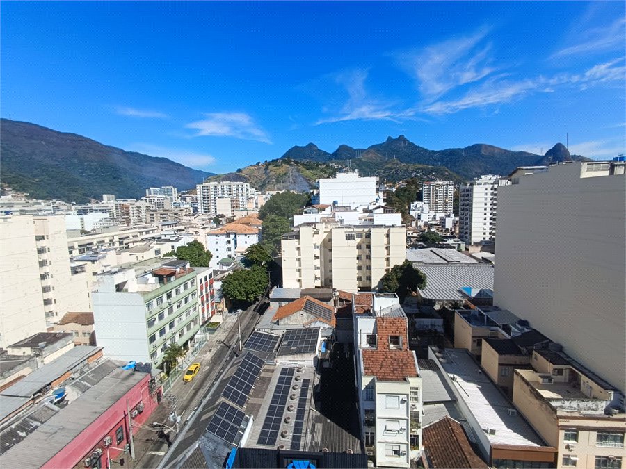 Cobertura à venda com 3 quartos, sendo 2 suítes, em Tijuca, Rio de Janeiro, RJ