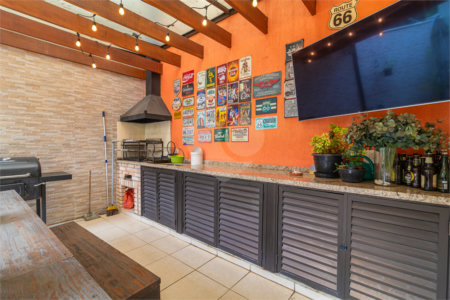 Casa à venda com 4 suítes no condomínio Vila das Acacias, São Paulo - SP