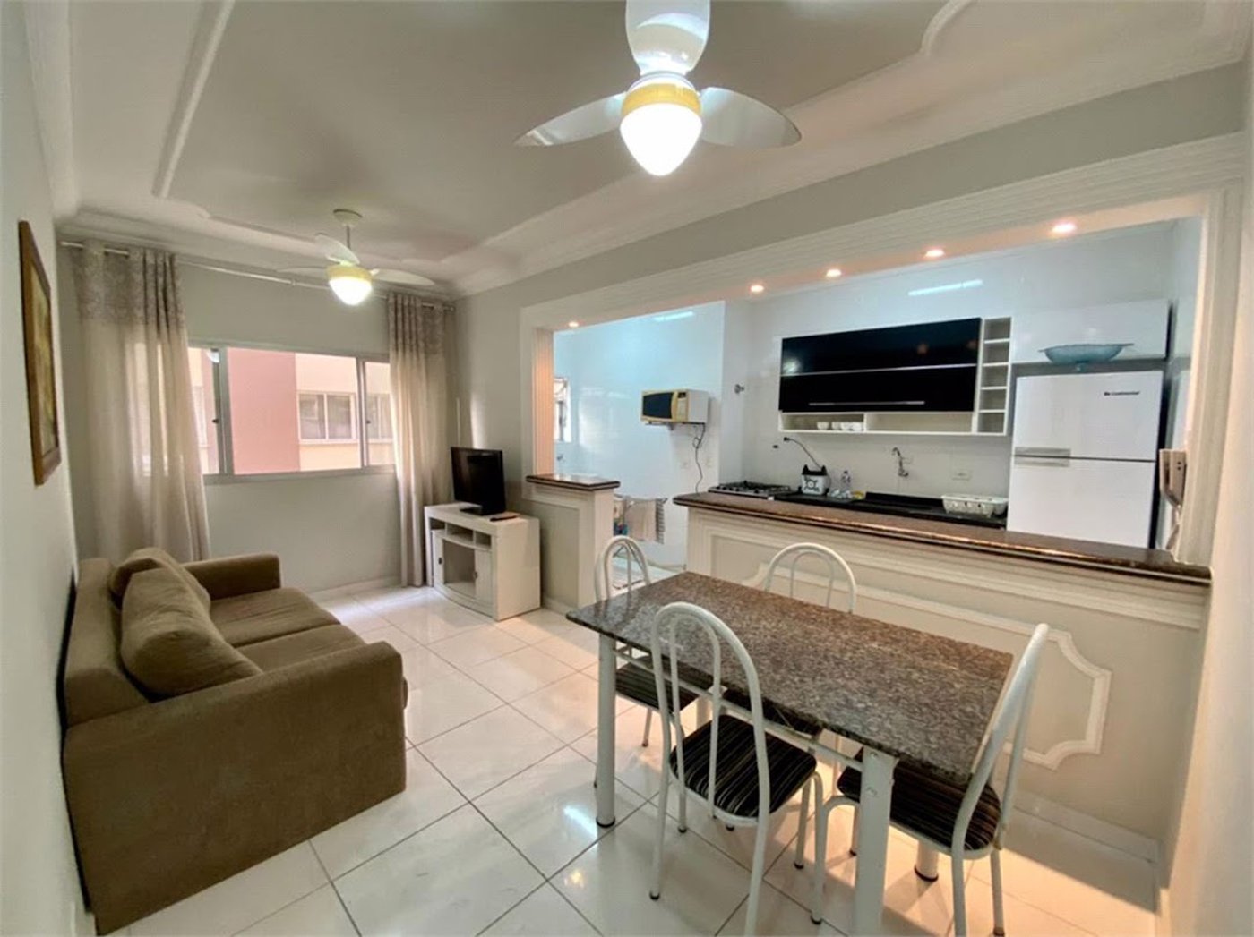 Apartamento à venda, 70 m² por R$ 330.000,00 - Jardim São Miguel - Guarujá/SP